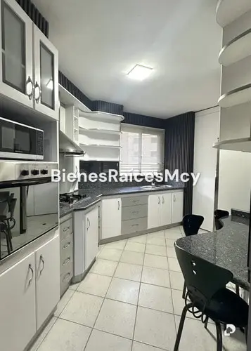 Apartamento en La Arboleda, Maracay – 3