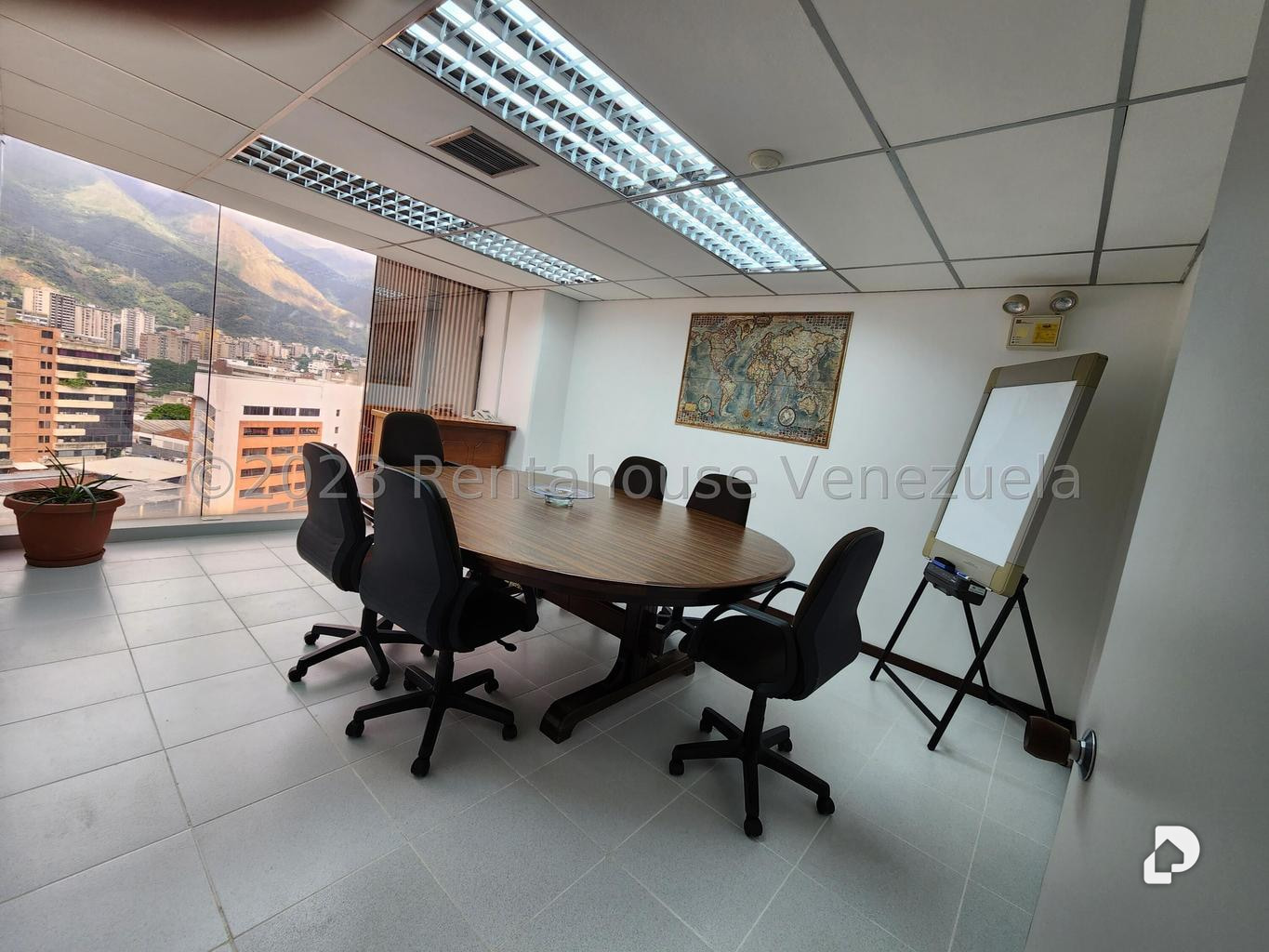 Oficina en La California Norte, Caracas – 20