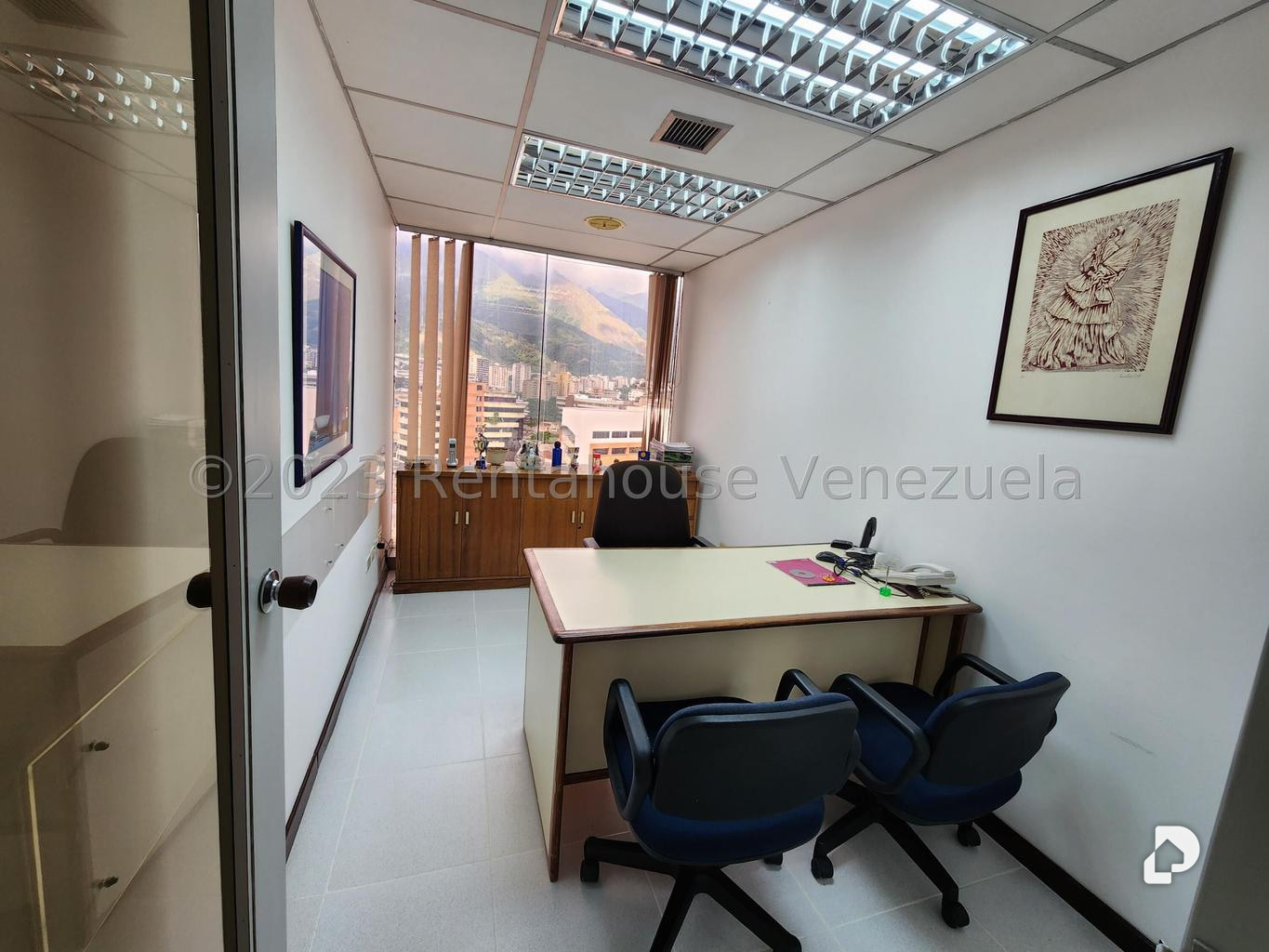 Oficina en La California Norte, Caracas – 19