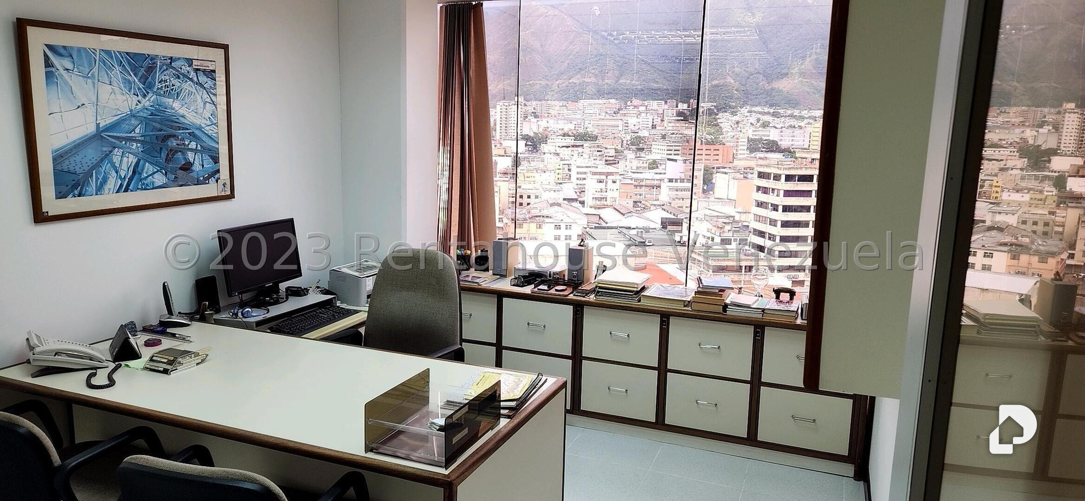 Oficina en La California Norte, Caracas – 21
