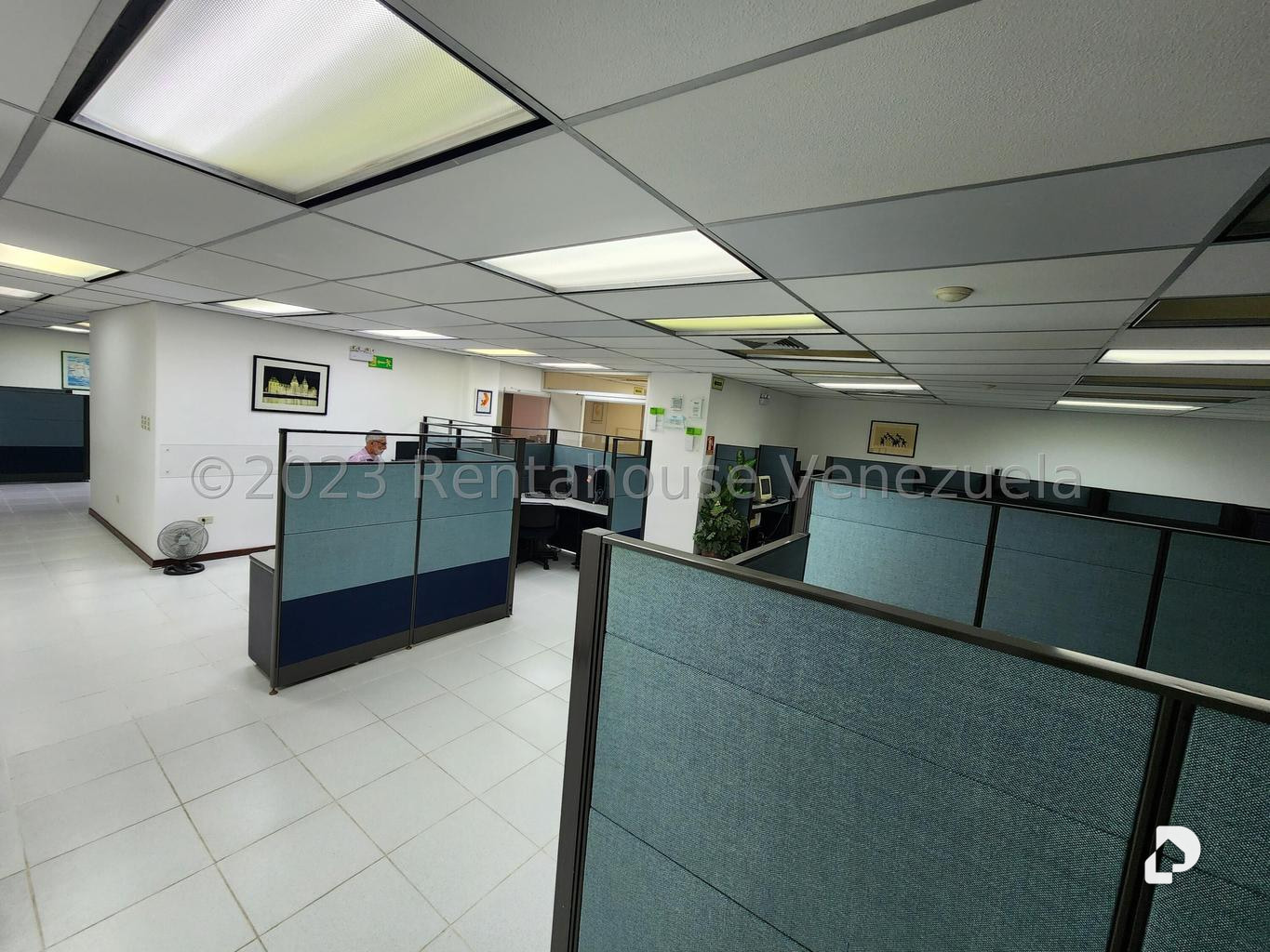 Oficina en La California Norte, Caracas – 10