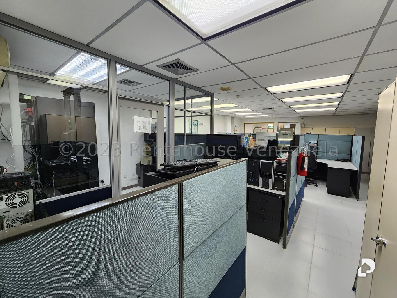 Oficina en La California Norte, Caracas – 13