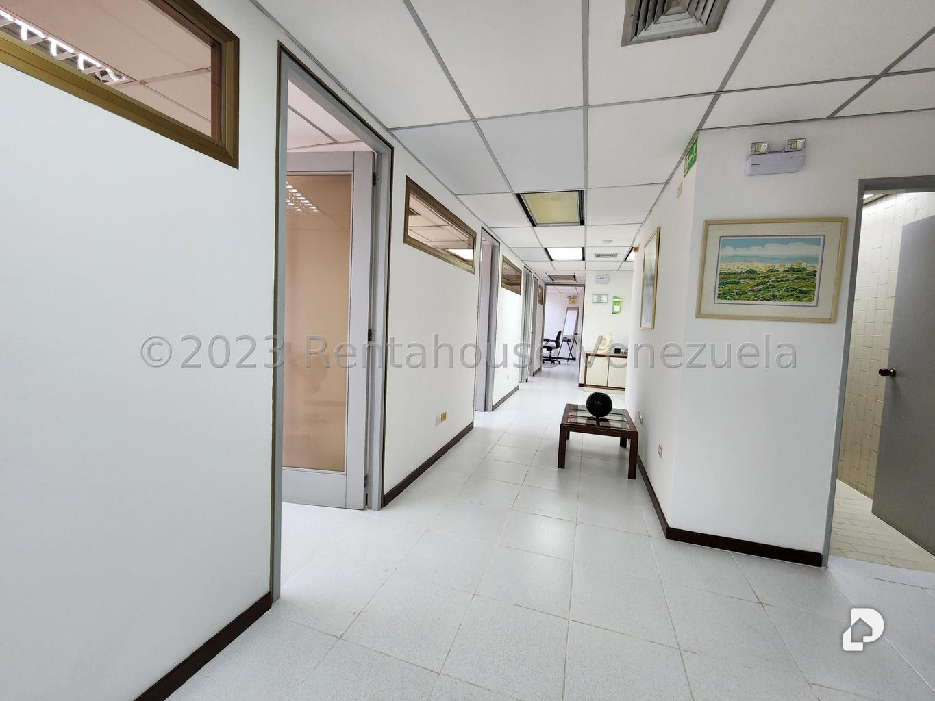 Oficina en La California Norte, Caracas – 30