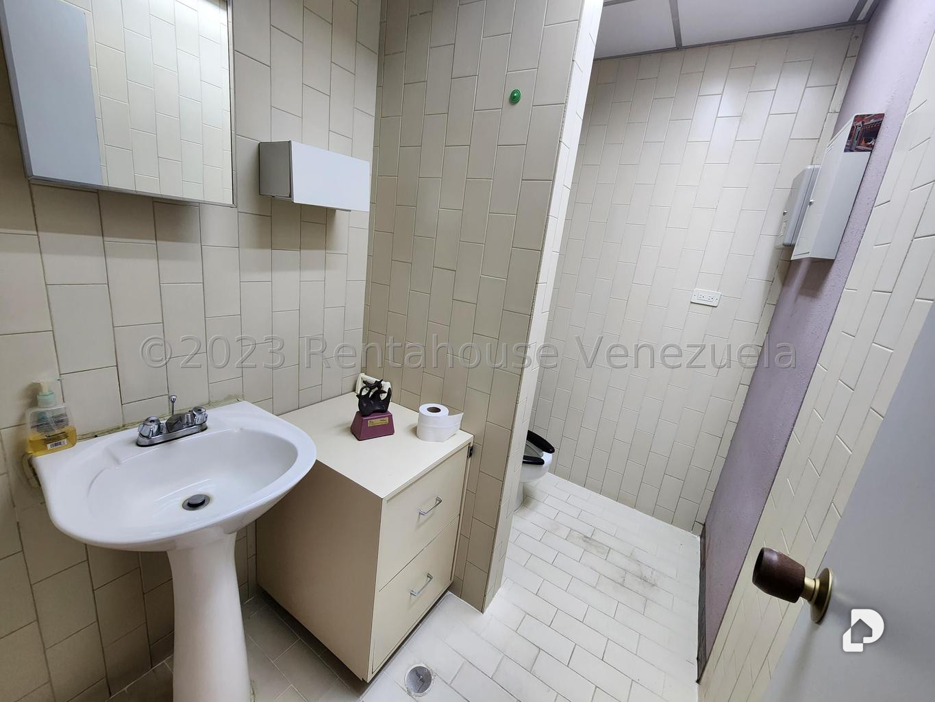 Oficina en La California Norte, Caracas – 28