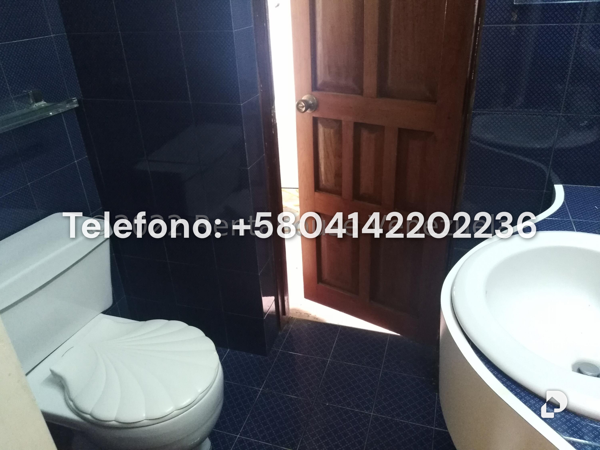 Casa en Oripoto, Caracas – 28