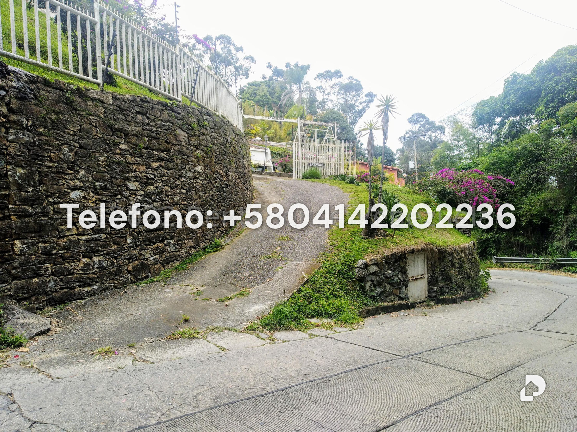 Casa en Oripoto, Caracas – 43