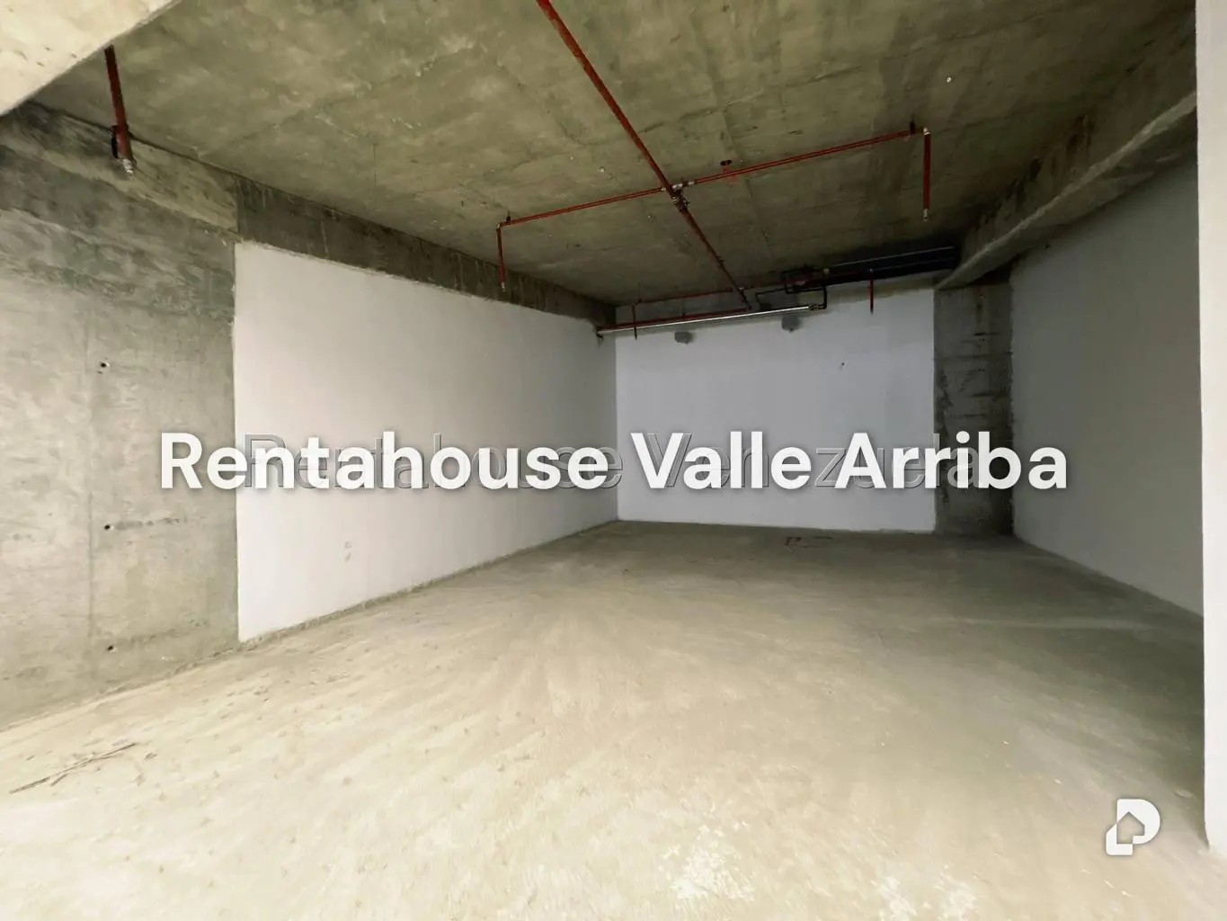 Local comercial en Campo Alegre, Caracas – 26