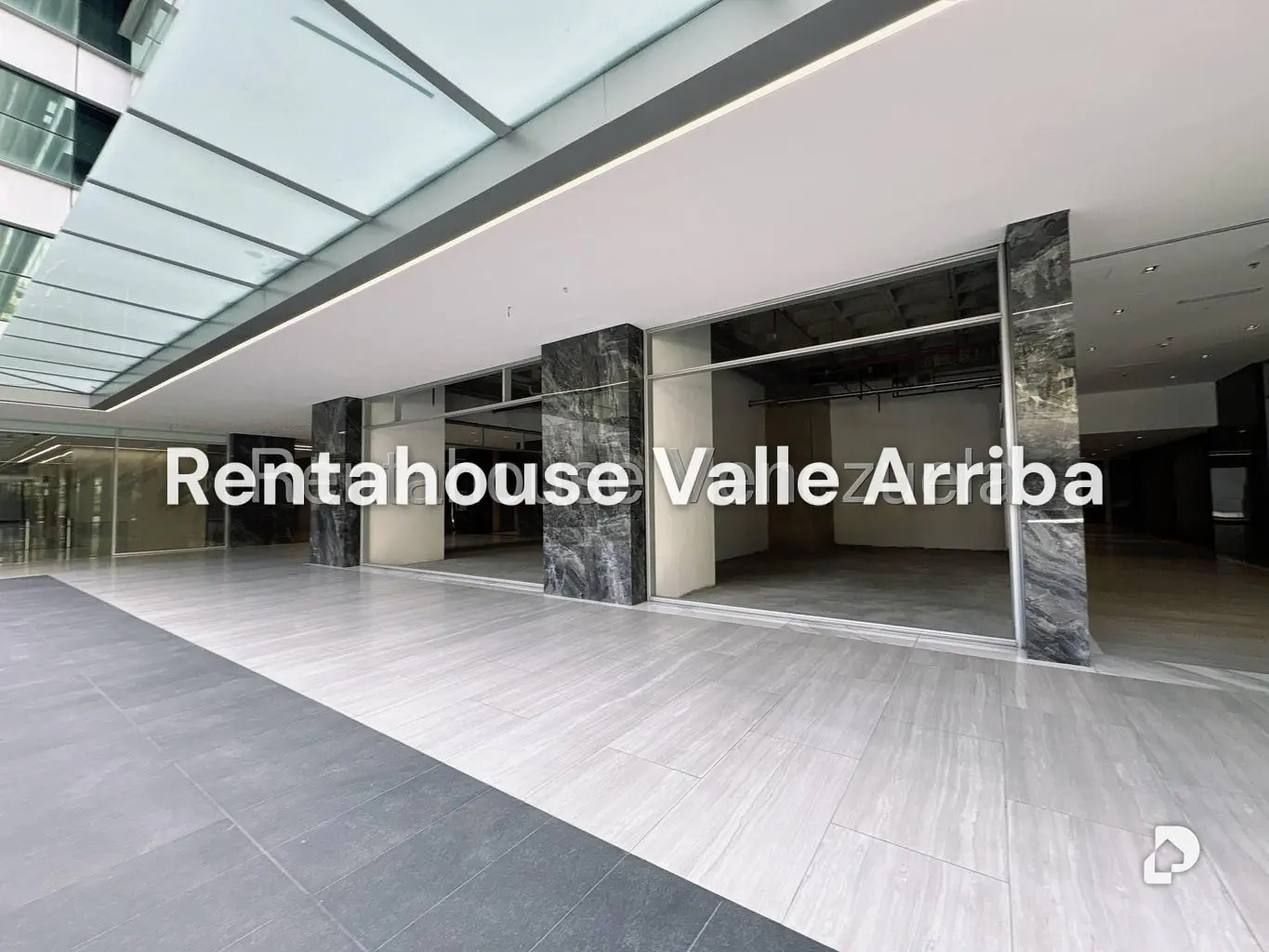 Local comercial en Campo Alegre, Caracas – 14