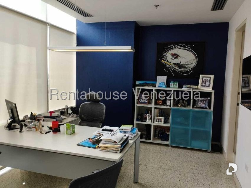 Office in Boleíta, Caracas – 10