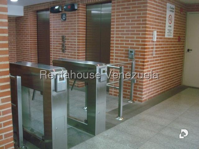 Office in Boleíta, Caracas – 4