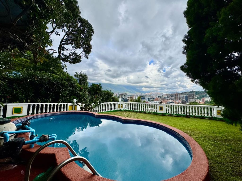 Apartamento en Chulavista, Caracas - 1