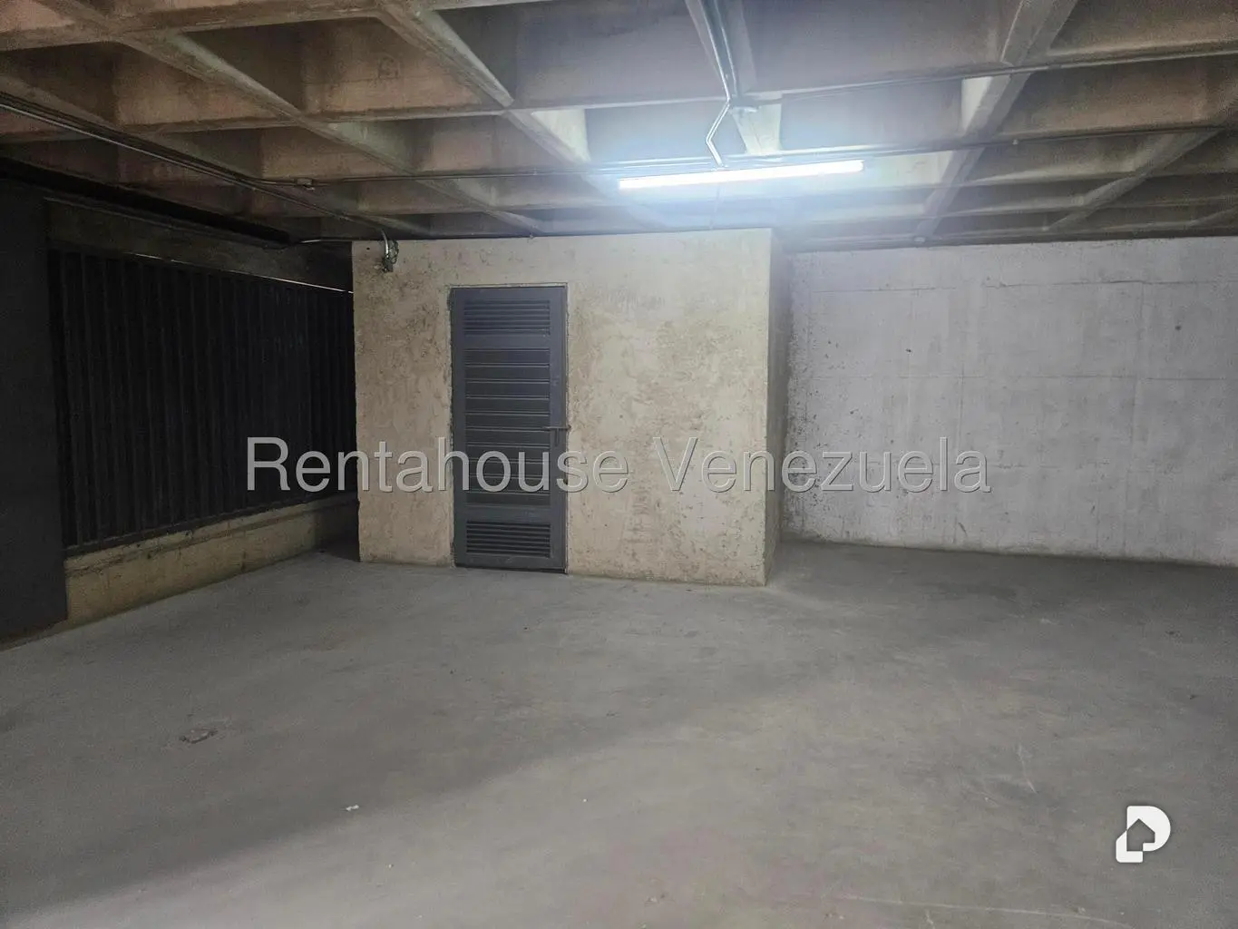 Local comercial en La Yaguara, Caracas – 8