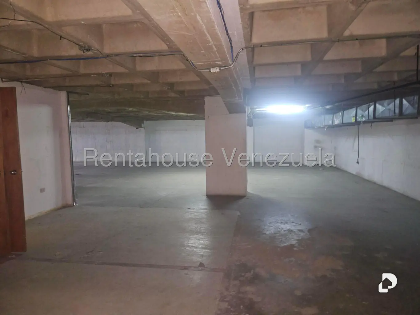 Local comercial en La Yaguara, Caracas – 13