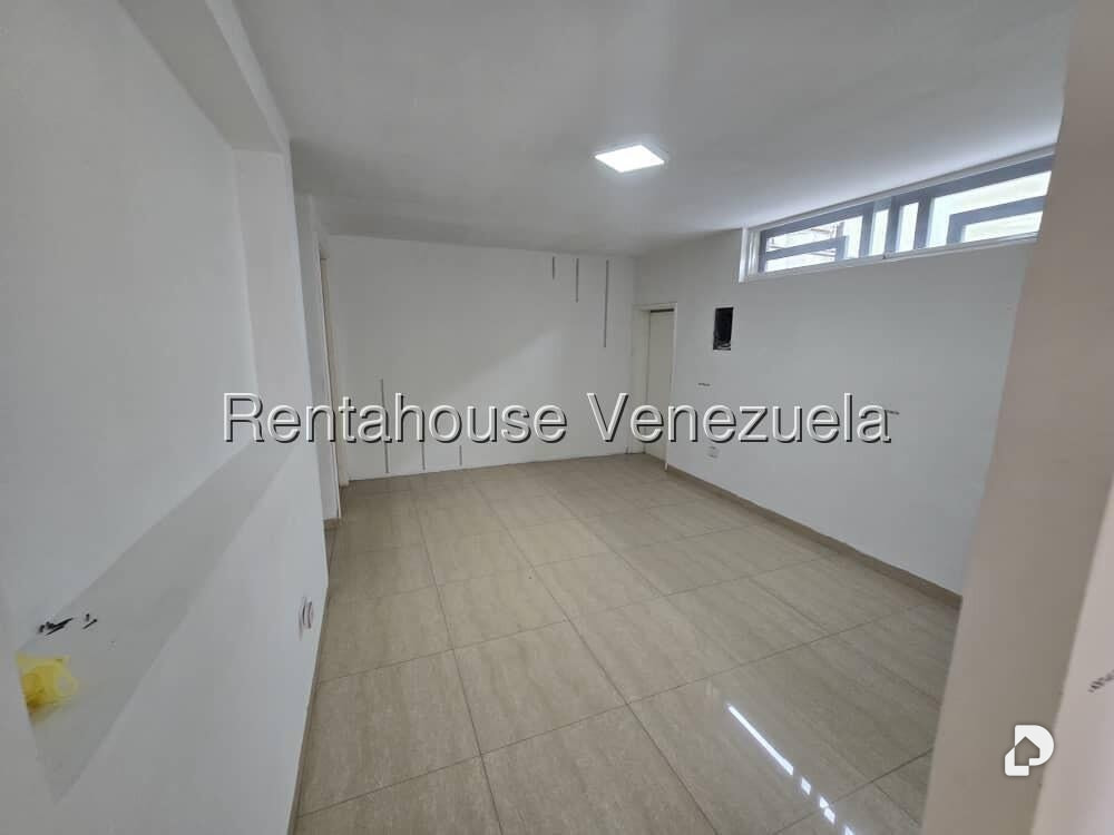 Casa en Las Acacias, Caracas – 13