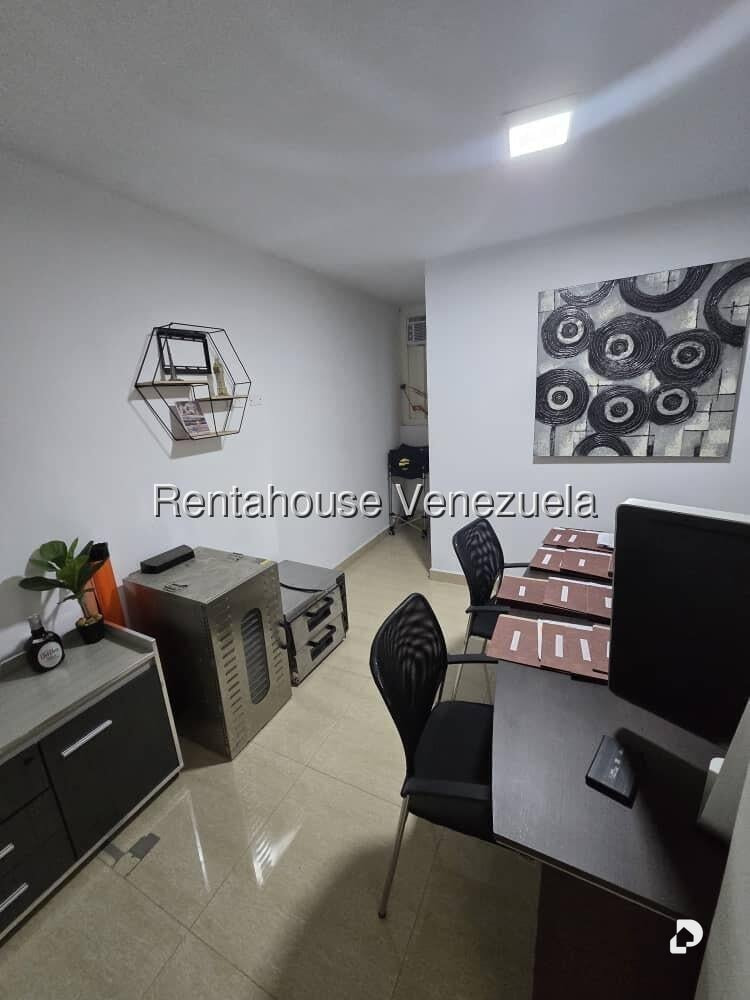 Casa en Las Acacias, Caracas – 11