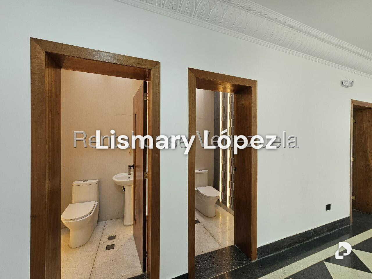 Local comercial en San Bernardino, Caracas – 26