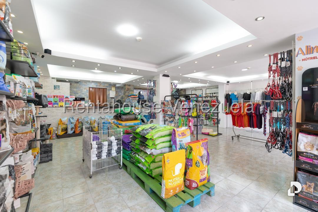 Local comercial en Parroquia Santa Rosalía, Caracas – 11