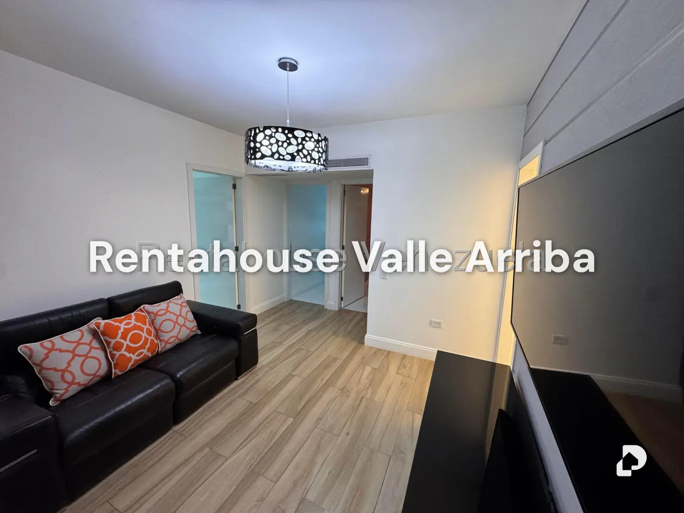 Apartamento en Las Mesetas de Santa Rosa de Lima, Caracas – 24
