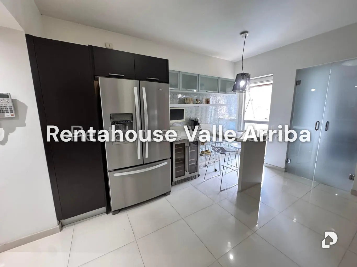 Apartamento en Las Mesetas de Santa Rosa de Lima, Caracas – 19