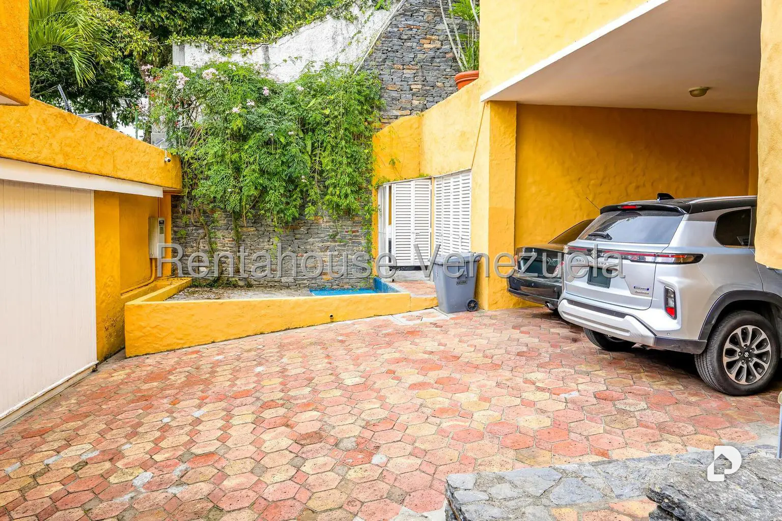 Casa en Oripoto, Caracas – 37