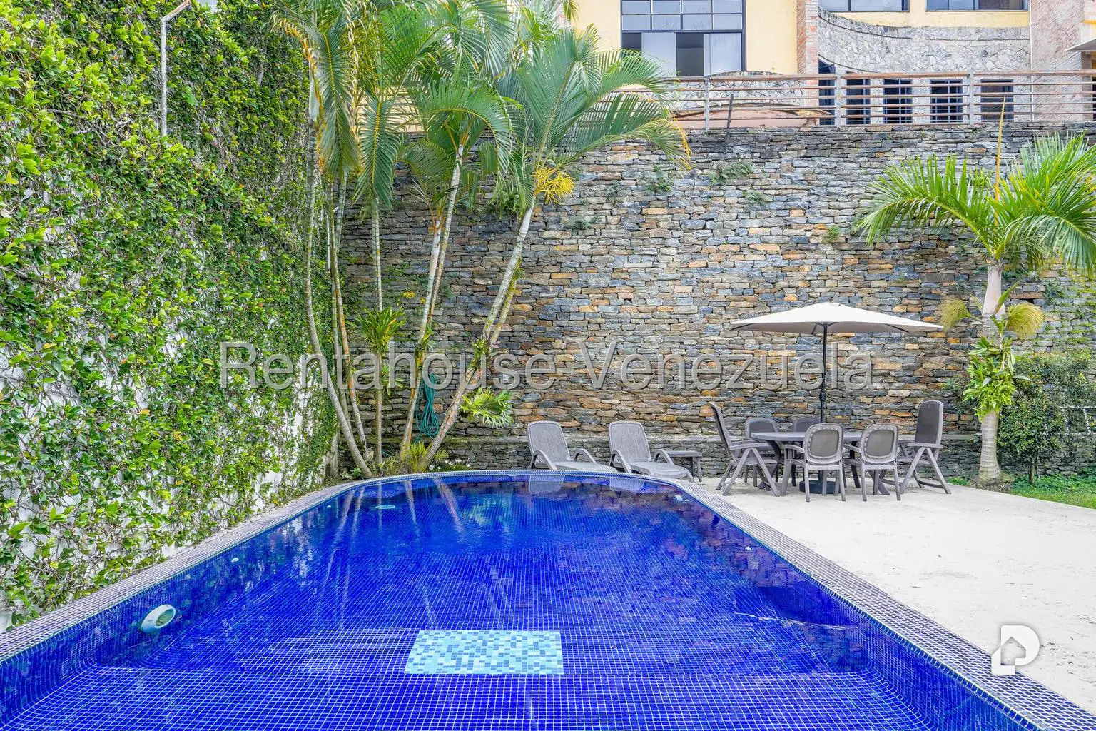 Casa en Oripoto, Caracas – 36