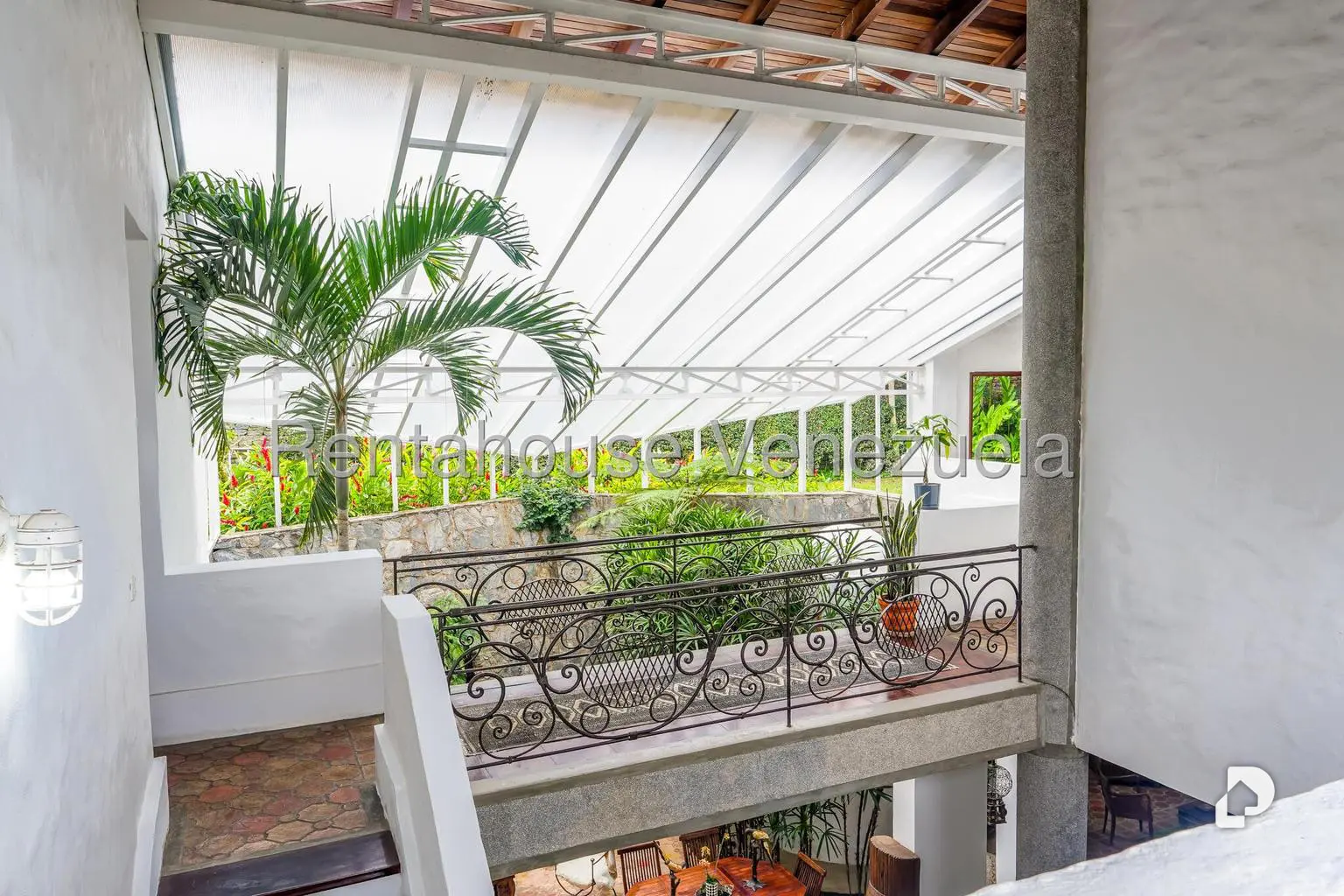 Casa en Oripoto, Caracas – 22