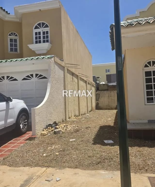 Townhouse en Fuerzas Armadas, Maracaibo - 1