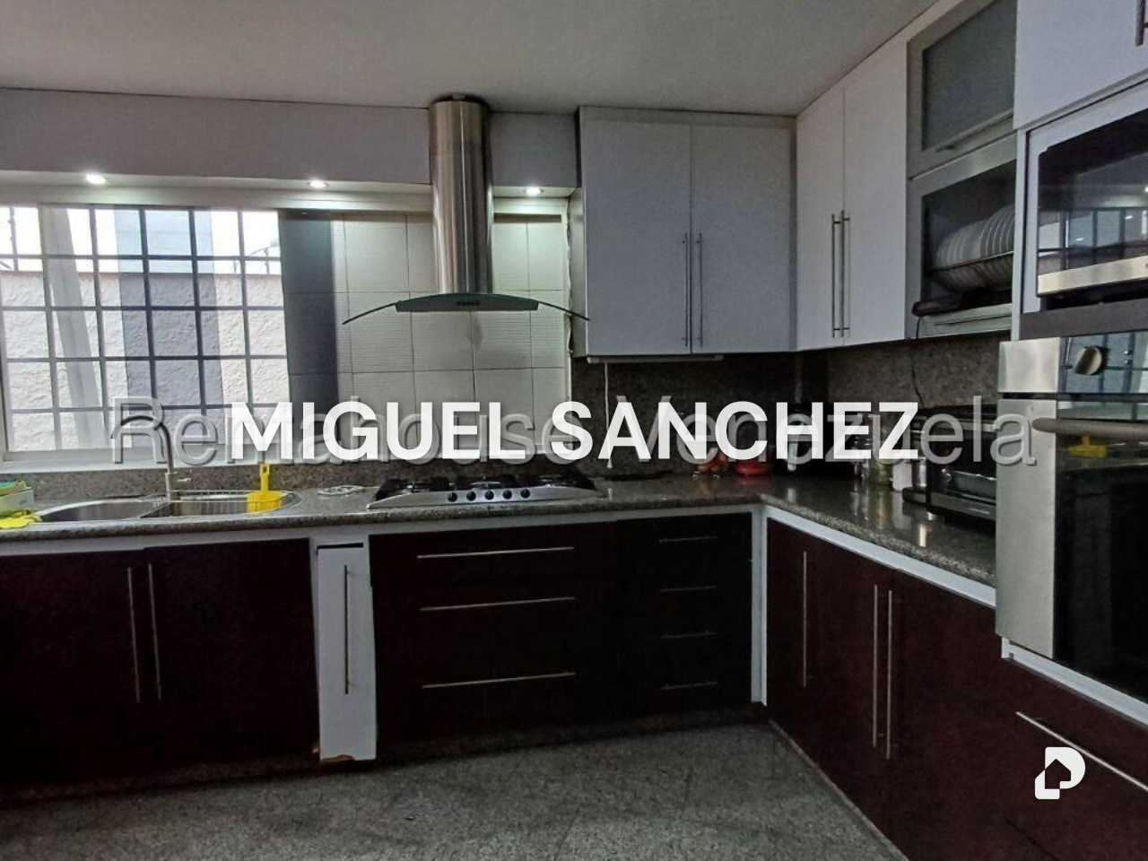 Casa en Prados Del Este, Caracas – 13