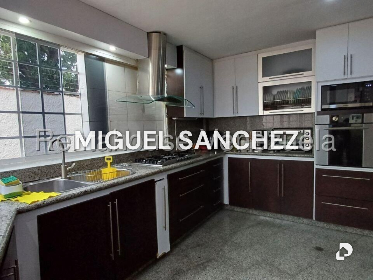Casa en Prados Del Este, Caracas – 16