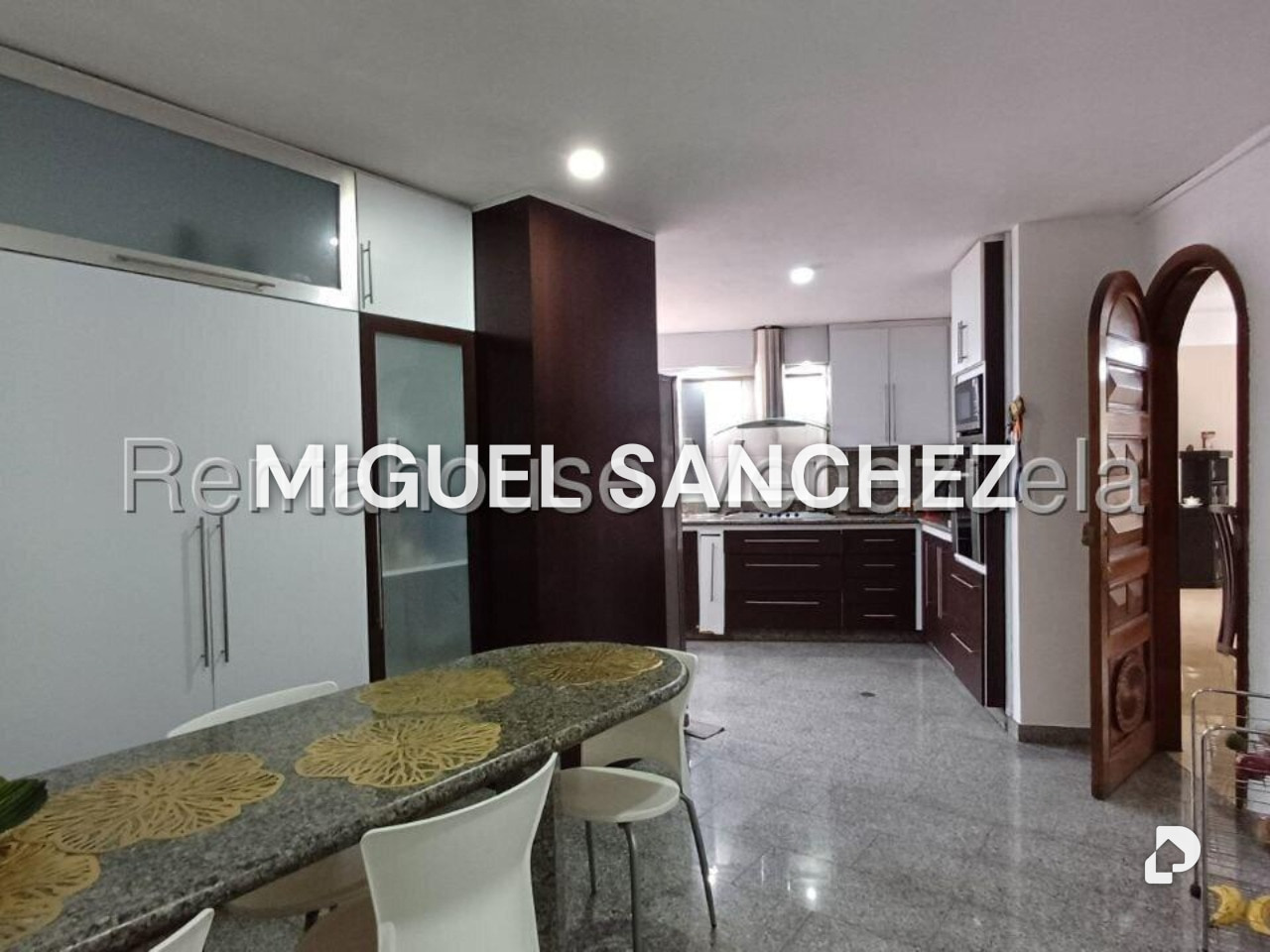 Casa en Prados Del Este, Caracas – 14