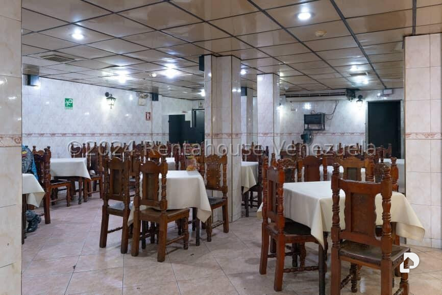 Local comercial en Catia, Caracas – 12