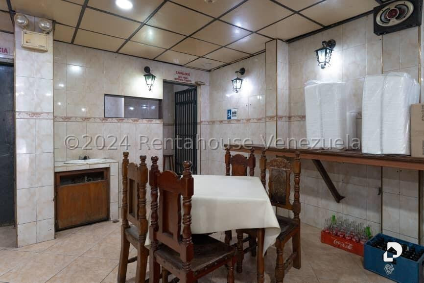 Local comercial en Catia, Caracas – 11