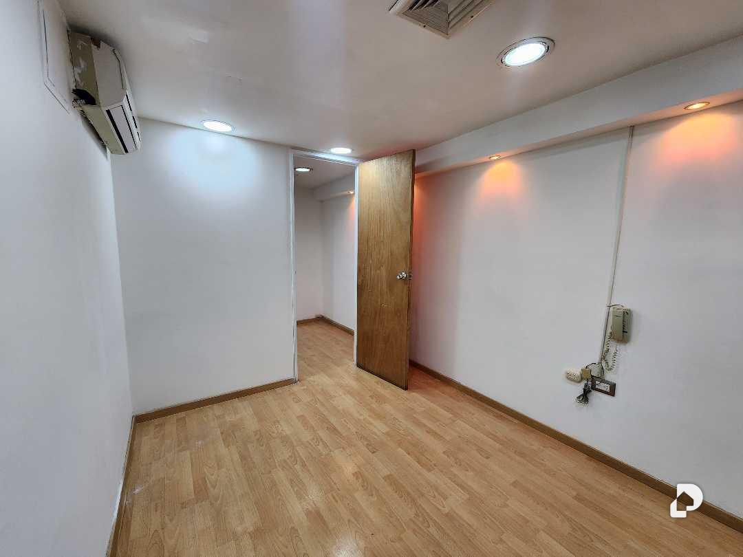 Oficina en Chuao, Caracas – 13