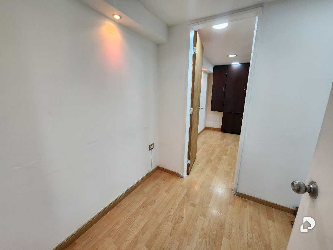 Oficina en Chuao, Caracas – 11
