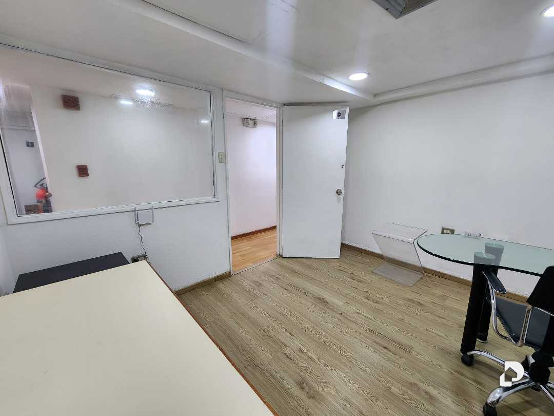 Oficina en Chuao, Caracas – 8