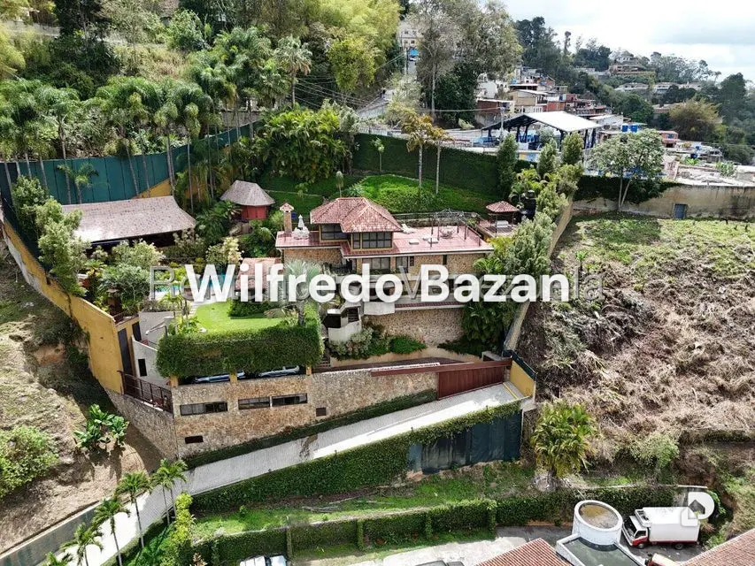 Casa en Alto Hatillo, Caracas – 2