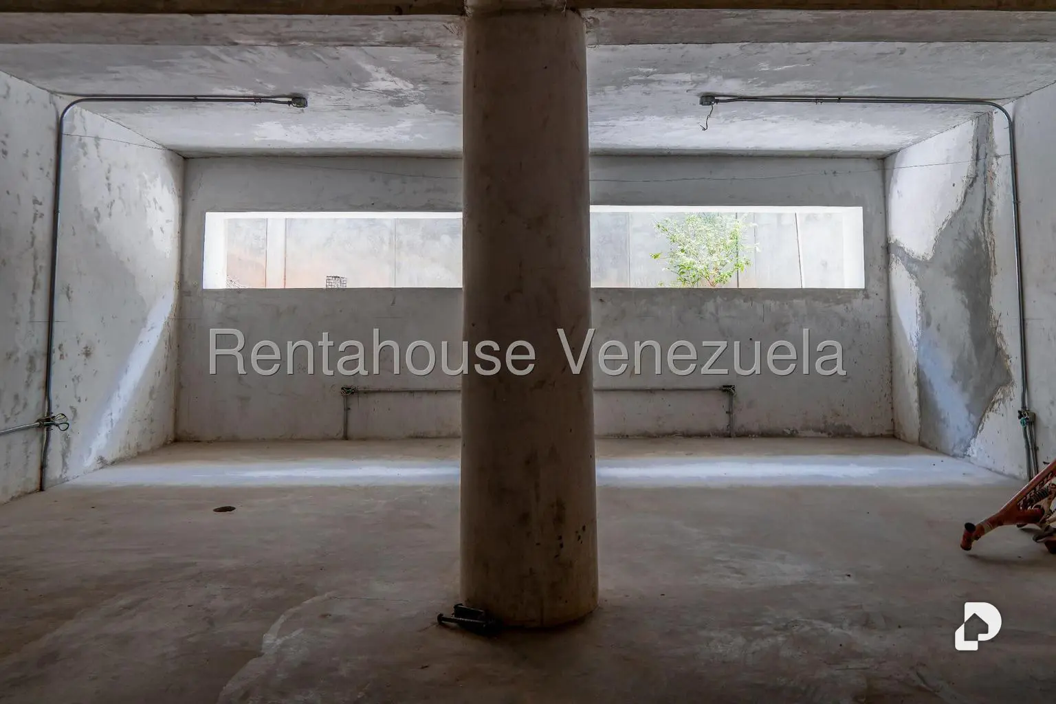 Casa en Prados del Este, Caracas – 28