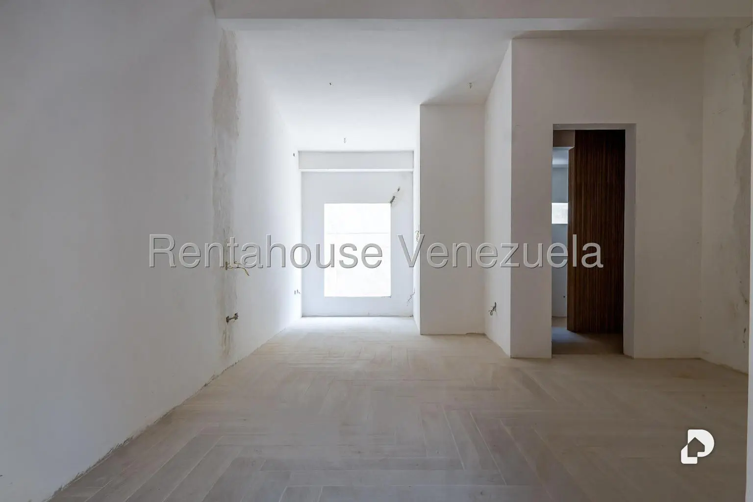 Casa en Prados del Este, Caracas – 19
