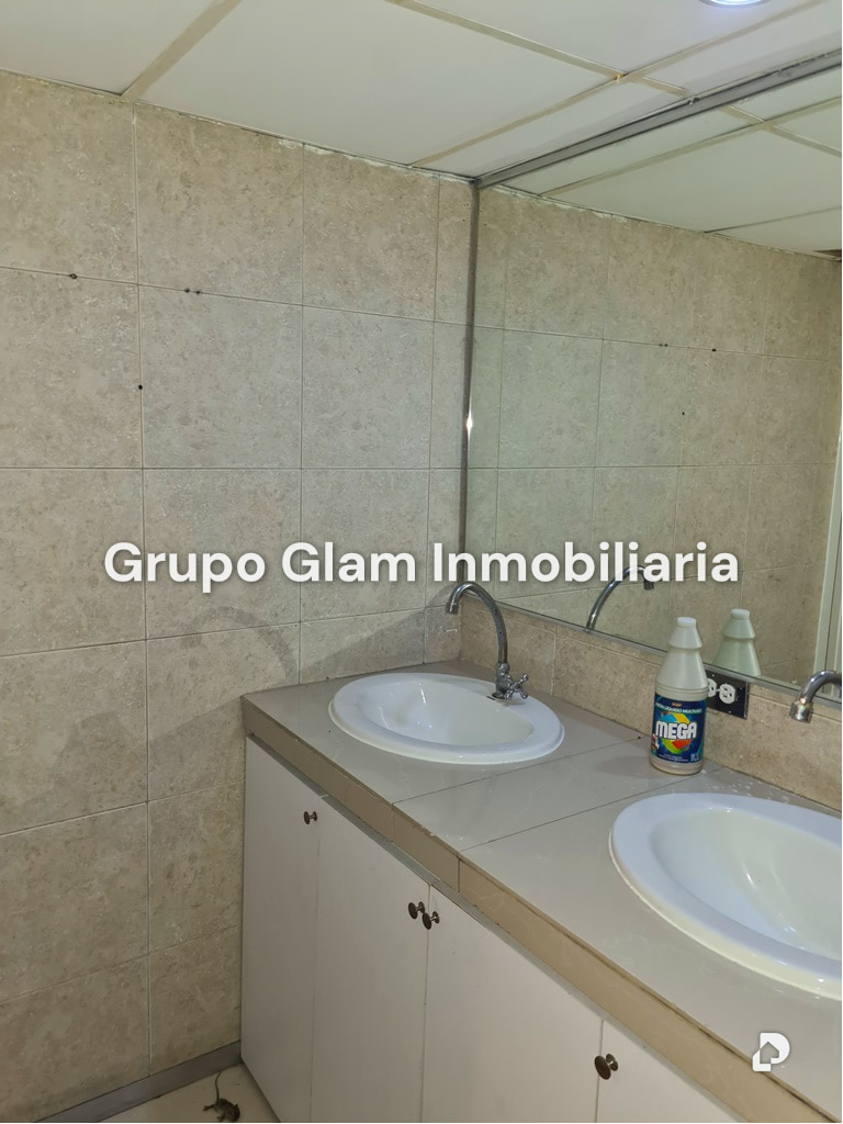 Commercial space in Prados del Este, Caracas – 21