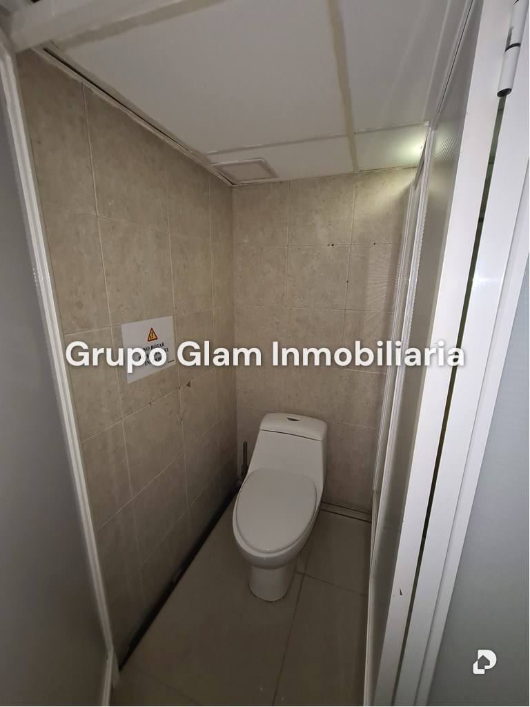 Commercial space in Prados del Este, Caracas – 15