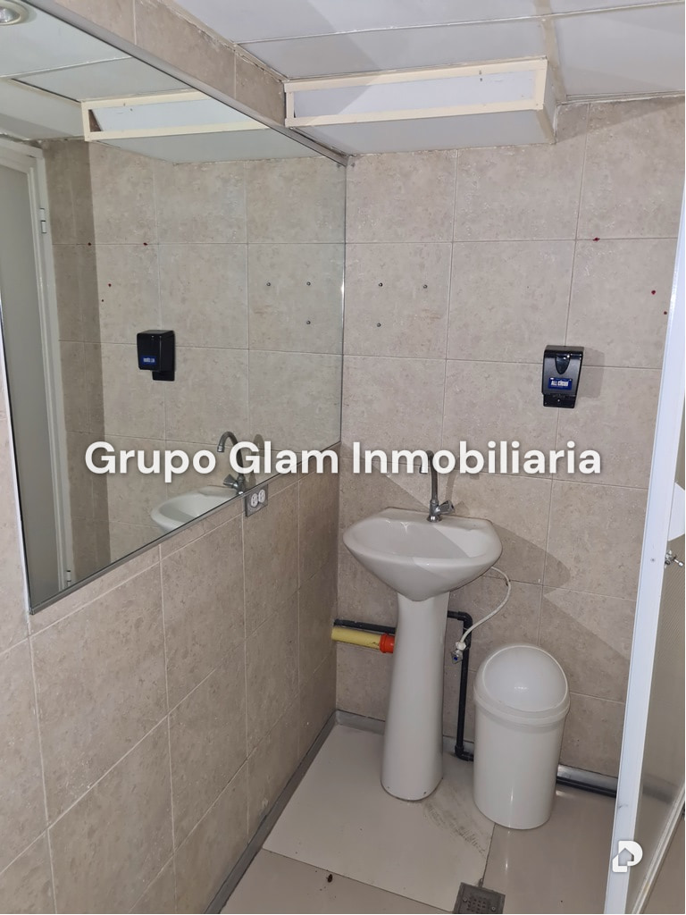 Commercial space in Prados del Este, Caracas – 19