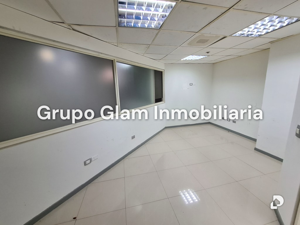 Commercial space in Prados del Este, Caracas – 22