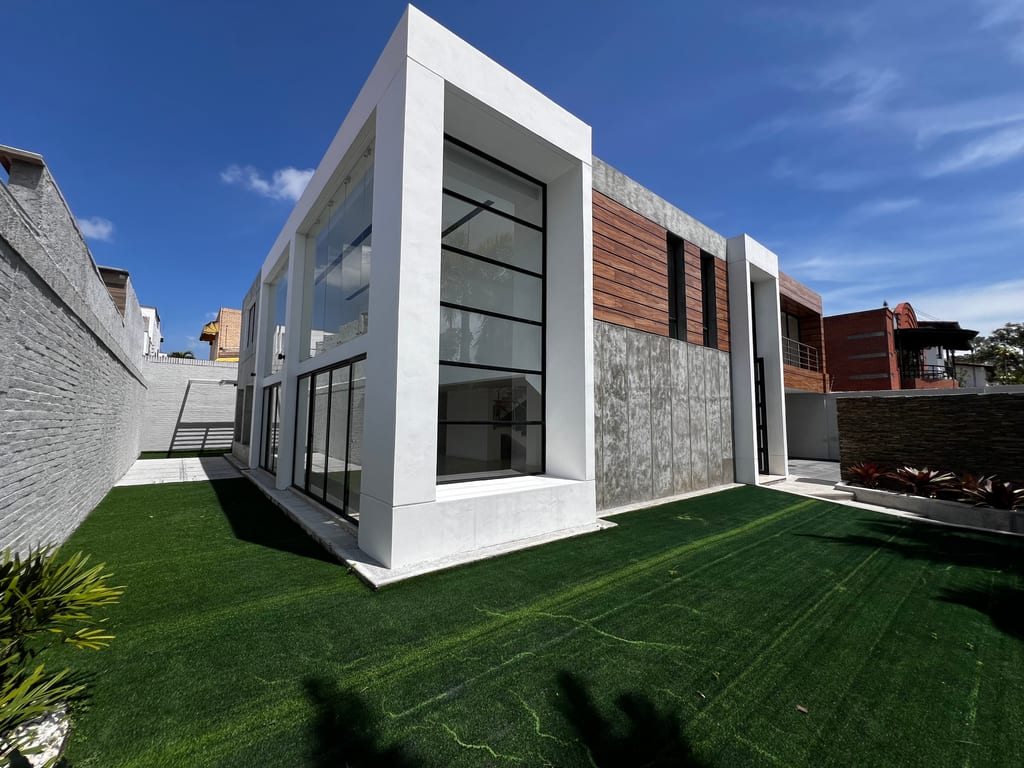 Casa en La Lagunita, Caracas - 1