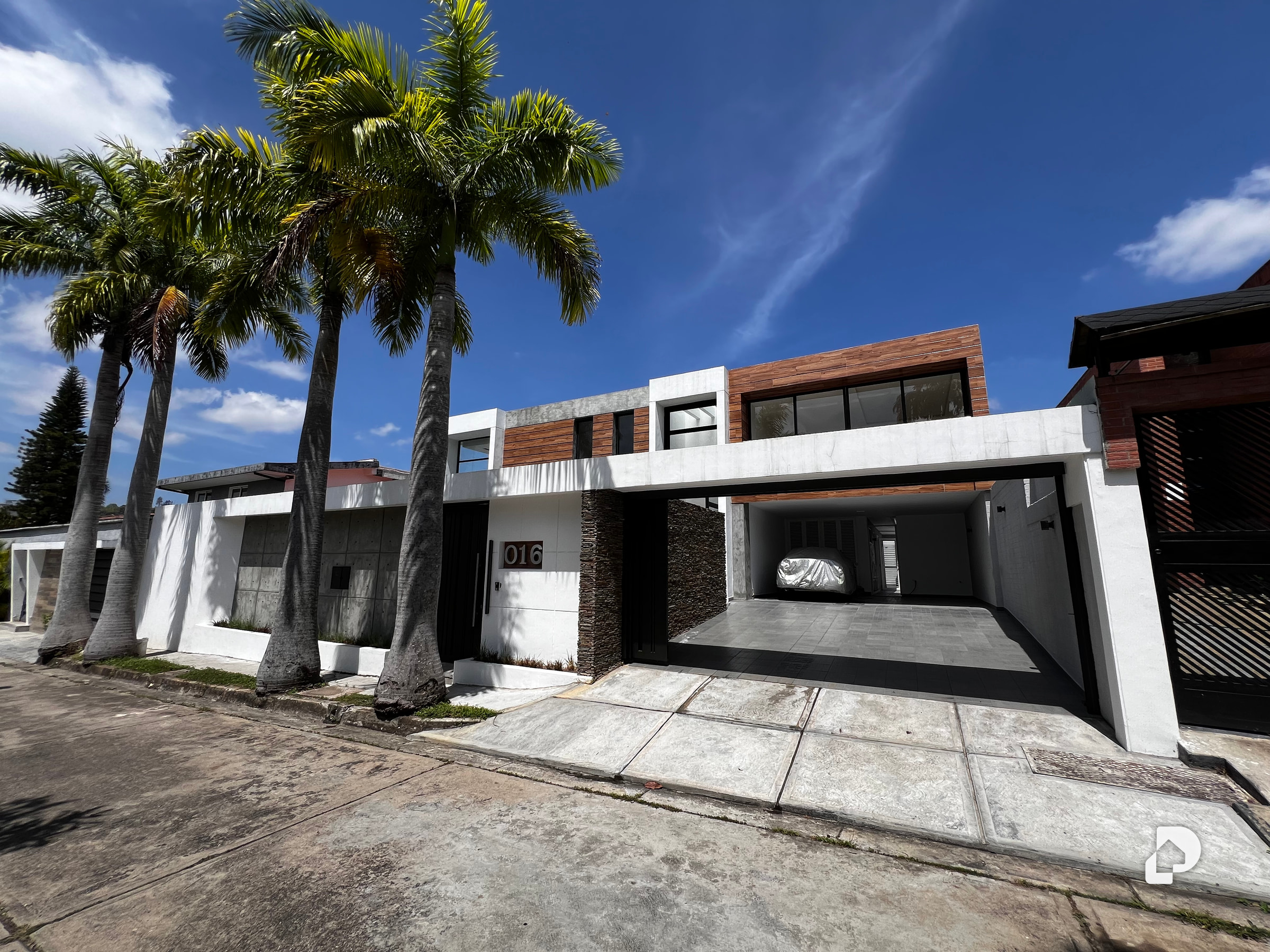 Casa en La Lagunita, Caracas – 20