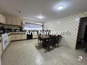 House in Prados del Este, Caracas – 14