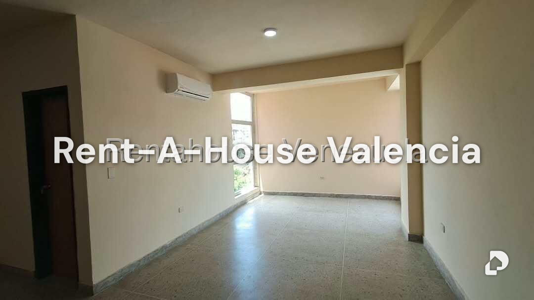 Commercial space in Avenida Bolivar Norte, Valencia – 7
