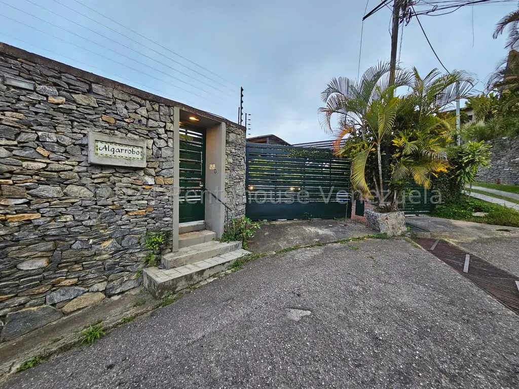House in El Hatillo, Caracas - 1