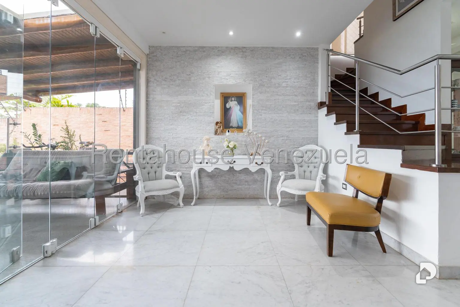 Casa en Alto Hatillo, Caracas – 24