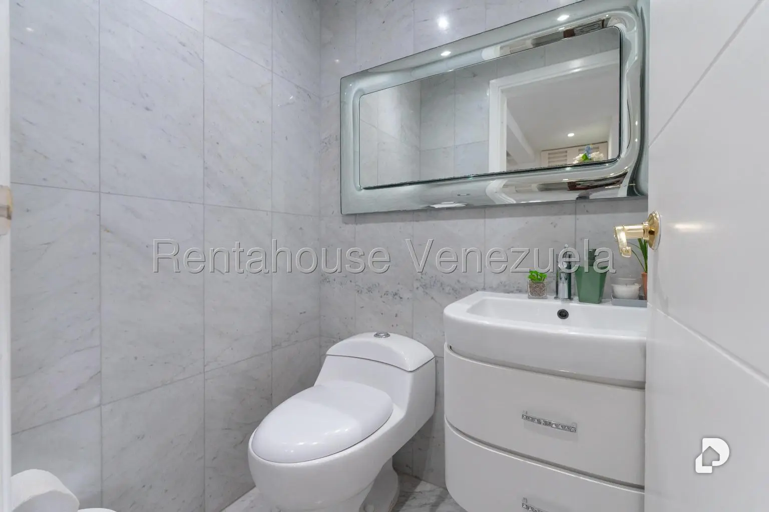 Casa en Alto Hatillo, Caracas – 17