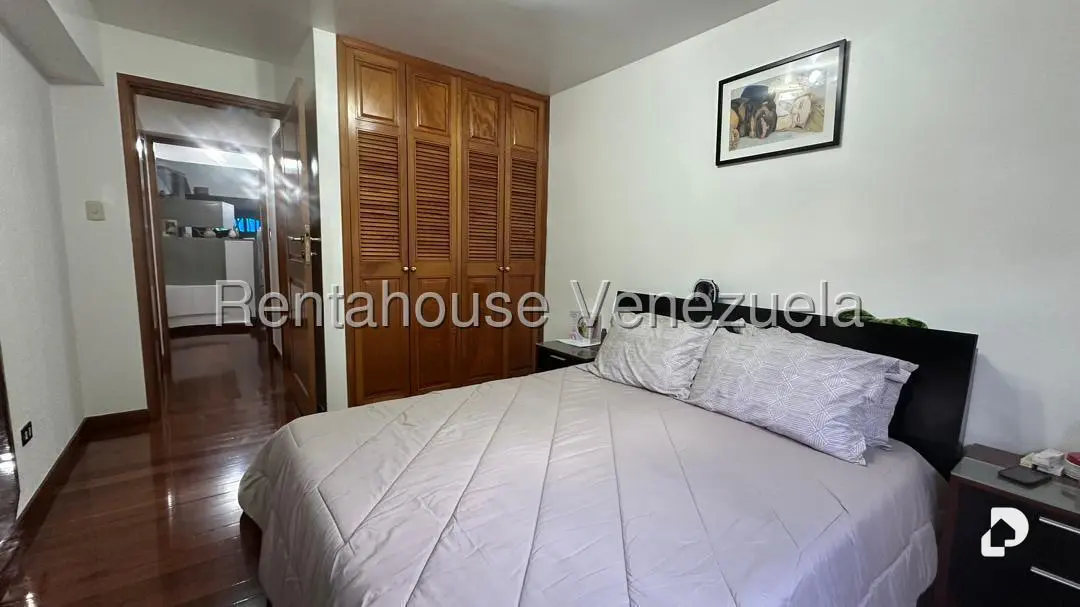 Apartamento en El Paraíso, Caracas – 23